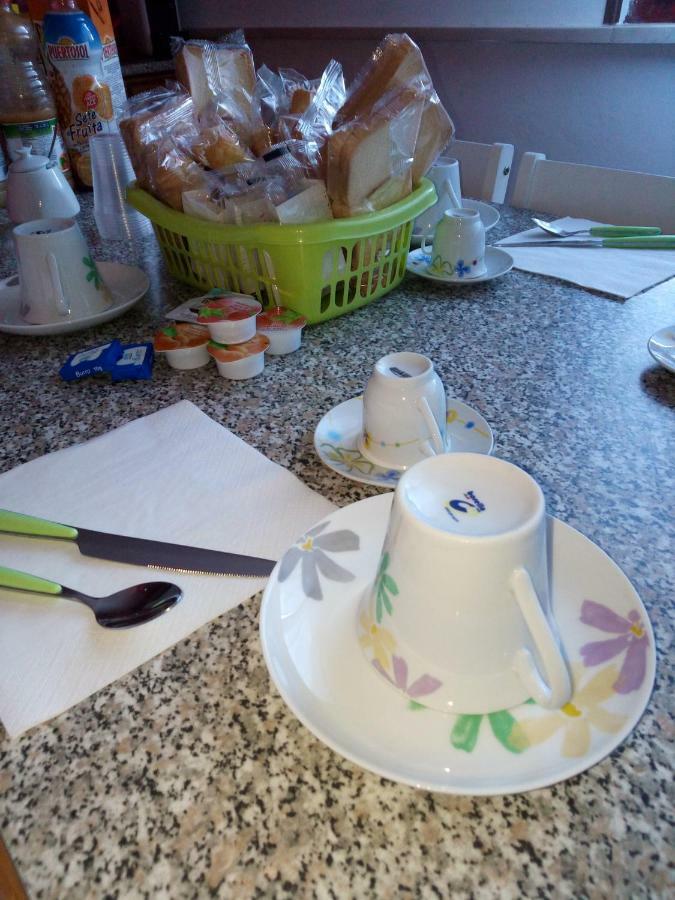 Su Casciu Bed and Breakfast Bosa Eksteriør billede