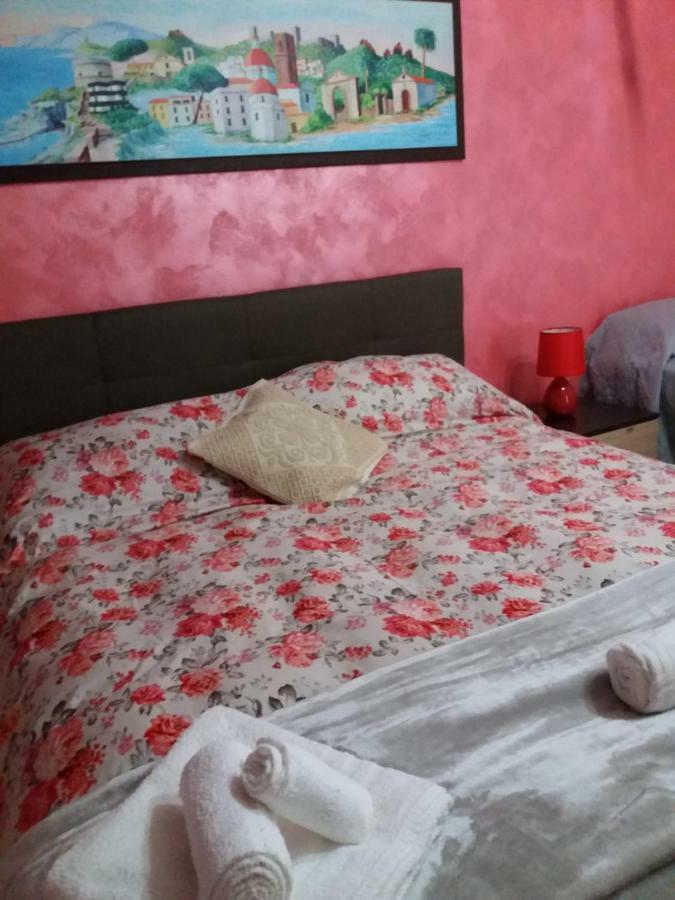 Su Casciu Bed and Breakfast Bosa Eksteriør billede